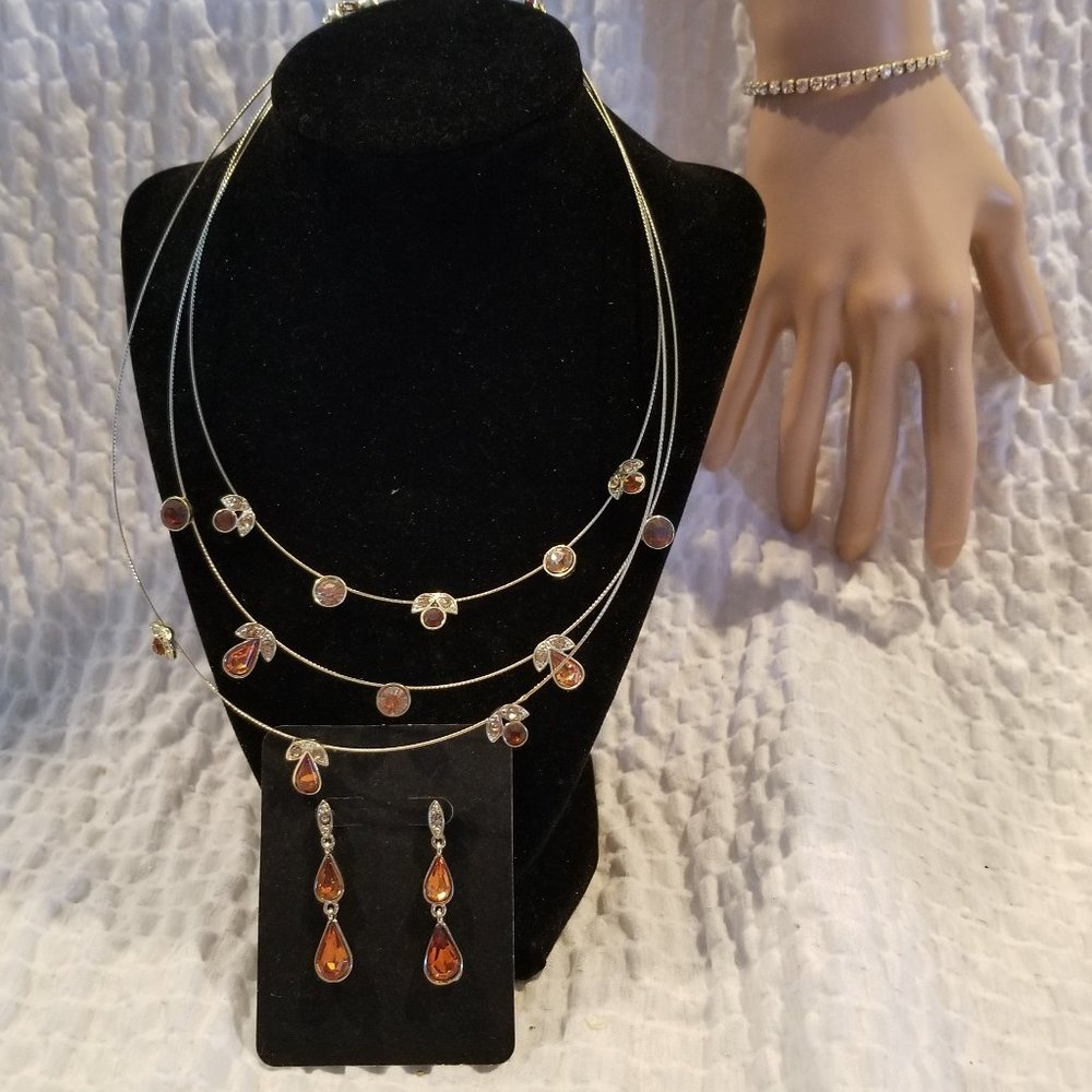Lovely Gold/Amber/diamond 3 tier necklace with post earrings, diamond bracelet